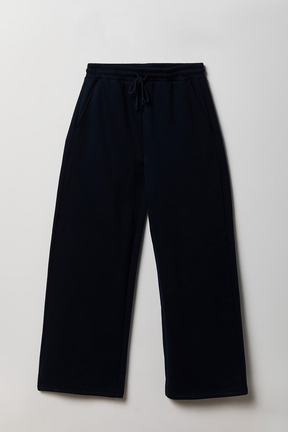 Graphic Fleece Ultra Wide Leg Sweatpant