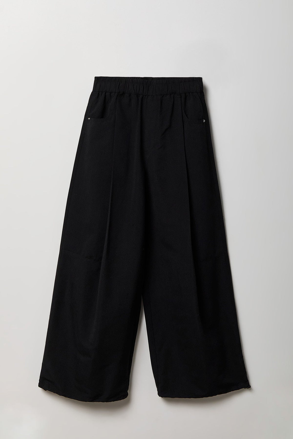 Wide Leg Parachute Pant