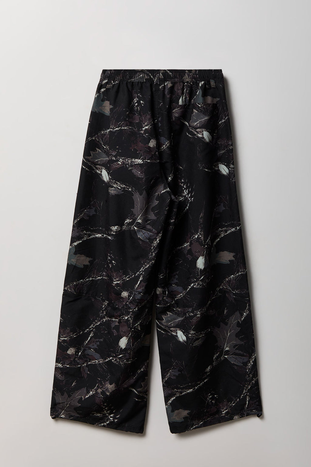 Parachute Pant with Keychain