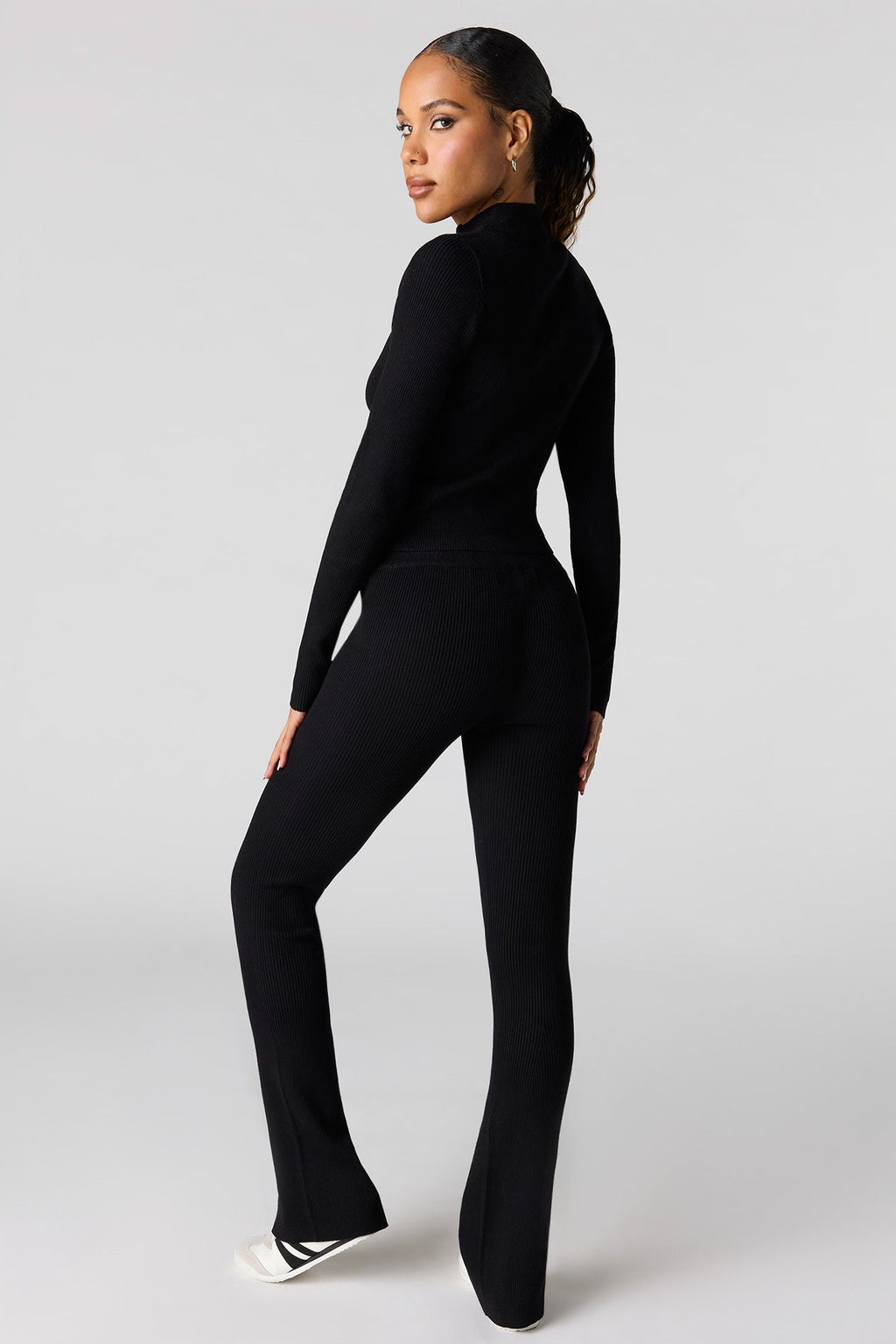 Ribbed Flare Pant