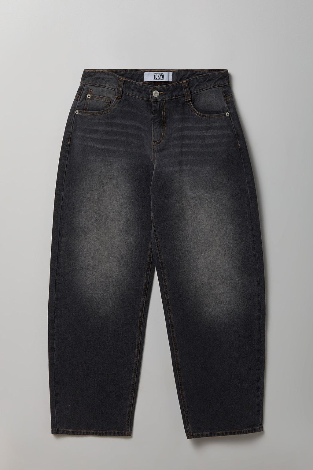 Low Rise Barrel Washed Black Jean
