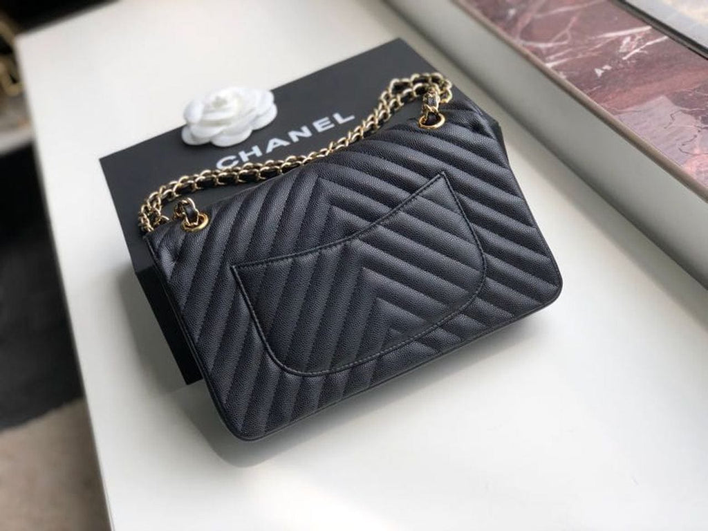 Chanel Chevron Classic Flap Bag 25cm Gold Hardware Caviar Leather Spring/Summer Collection Black