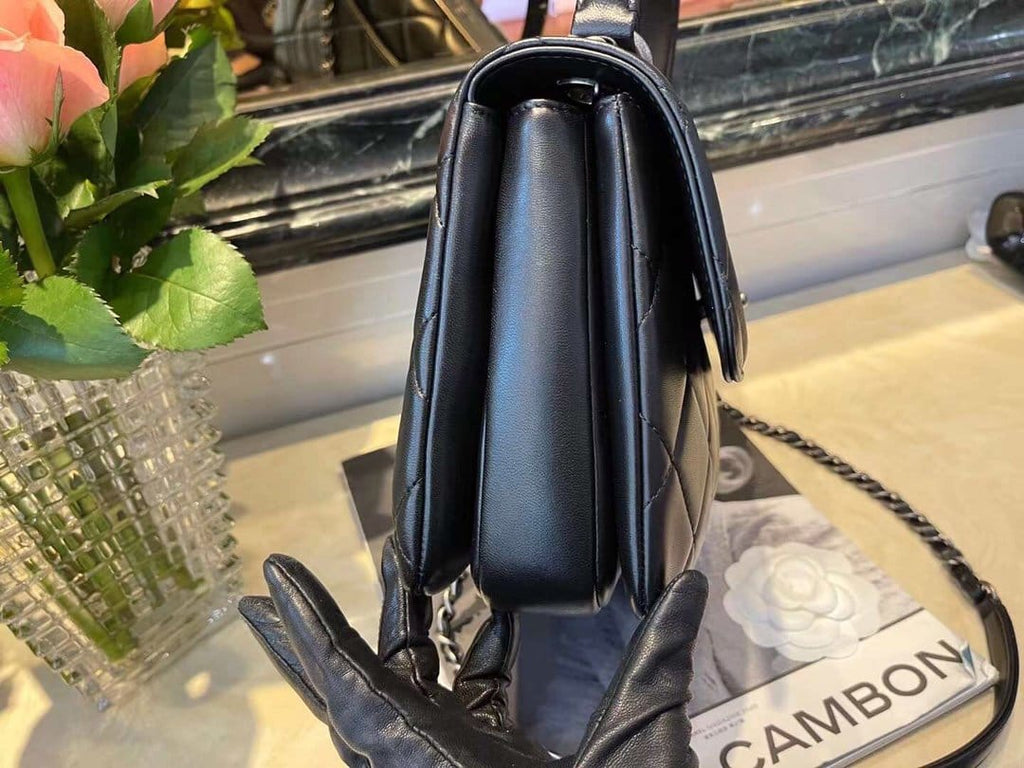 Chanel Classic Flap Bag Medal Hardware 25cm Black