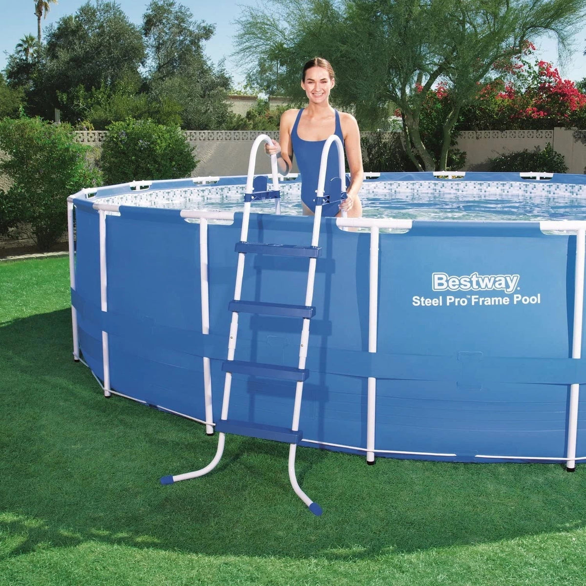 Bestway Steel Pro MAX 15 ft x 48 in Round Above Ground Swimming Pool & Pool Ladder