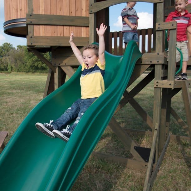 Backyard Discovery Eagles Nest Playhouse - Play Equipment