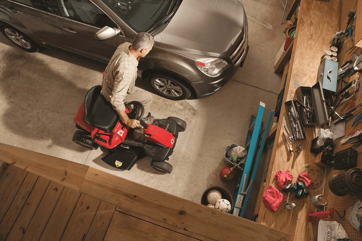 Craftsman R110 36 in 11.5HP Manual/Gear Riding Lawn Mower