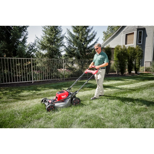Milwaukee 2823-22HD M18 Fuel Self-Propelled Dual Battery Mower Kit