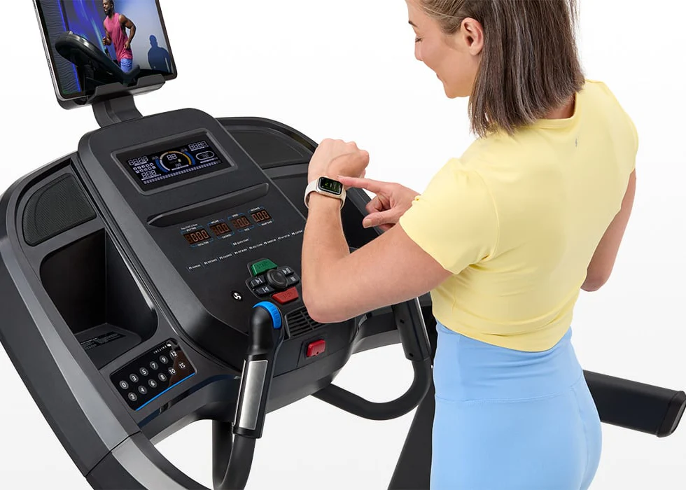 Horizon Fitness 7.0 AT Treadmill - Fitness Equipment